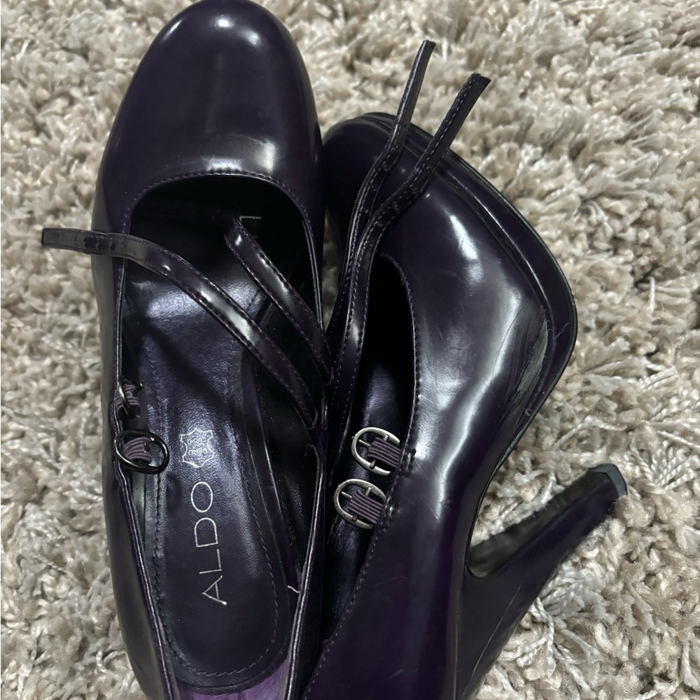 Aldo size 6.5 deep purple